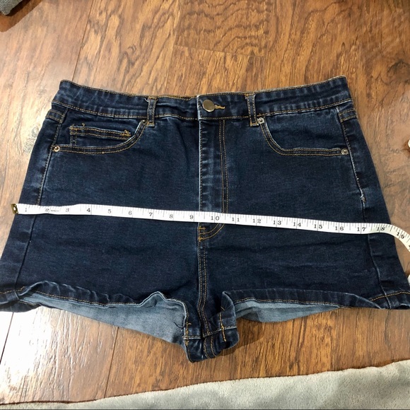 Denim Mid-Rise Shorts - Picture 9 of 11